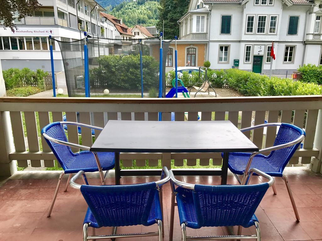 Interlaken Marco Hostel מראה חיצוני תמונה