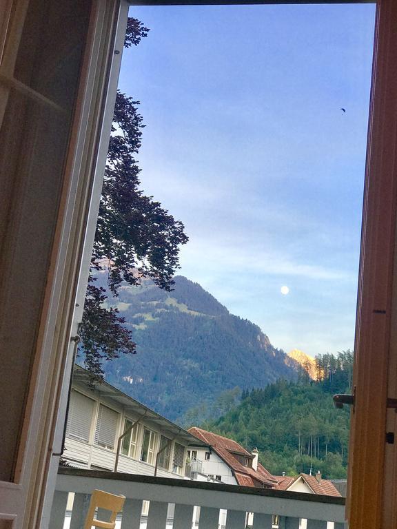 Interlaken Marco Hostel מראה חיצוני תמונה